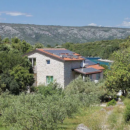 Scedro - Uvala Karkavac 8801c Jelsa (Hvar)